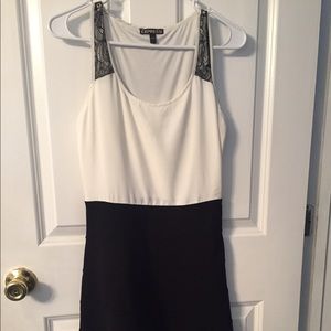 Express black and white dress