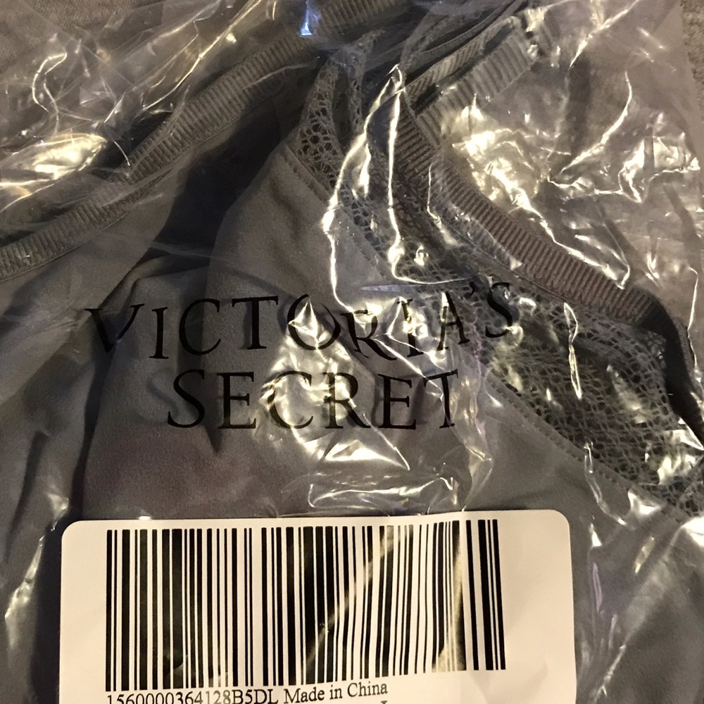 BNIP Victoria's Secret Gray Scoop Wrap Bralette - Picture 4 of 6