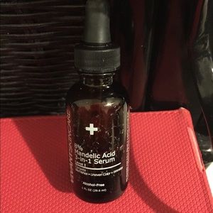 8% MANDELIC ACID 3-IN-1 SERUM. 1/2. oz+ left.