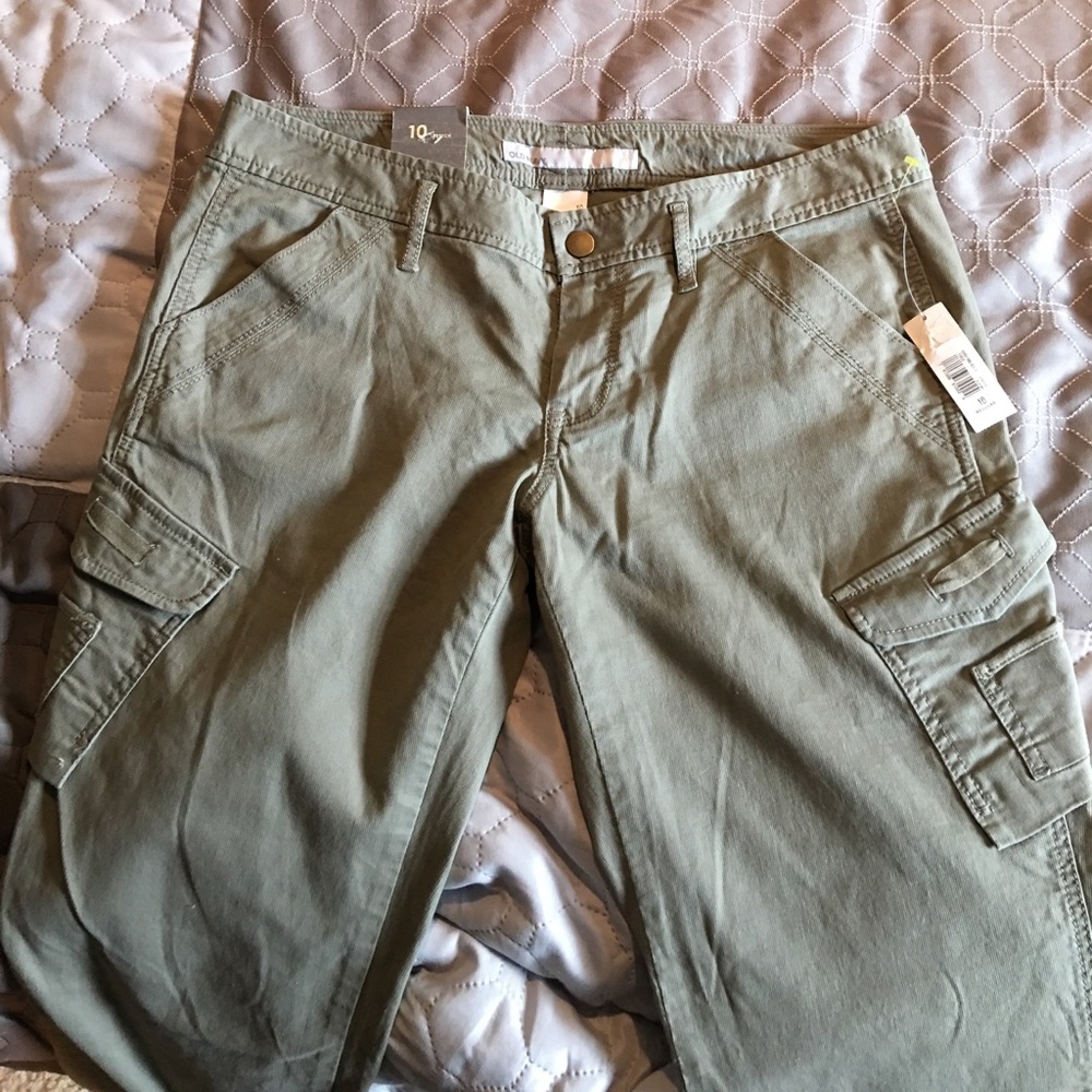 Old navy army green pants