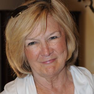 Meet your Posher, Elaine