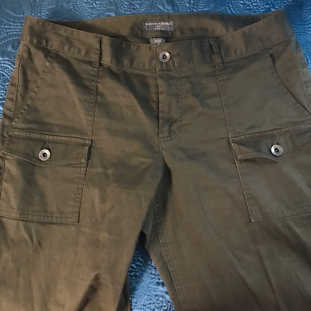 Used Banana Republic khaki stretch pants 10