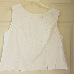 WOMEN'S SIZE L K. SCOTT CROP-LIKE TOP!