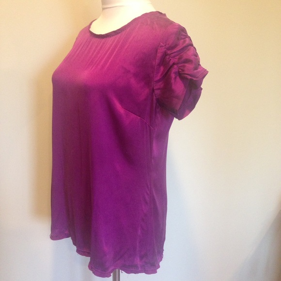 Silk t-shirt shiny silky purple top tee shirt Med - Picture 2 of 3