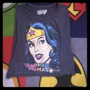 Wonder women sleeveless crop top