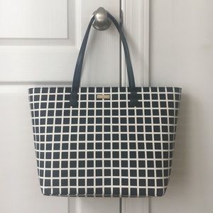Classic & Cute KATE SPADE Tote