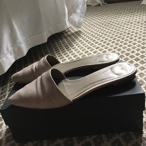 Pale gray slides