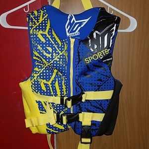 HD Sports Child's life vest