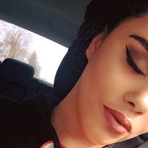 Meet your Posher, Abby