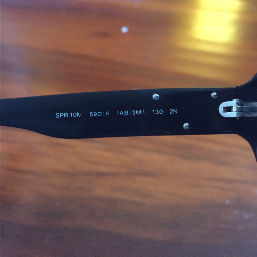 Prada Sunnies - Picture 3 of 6