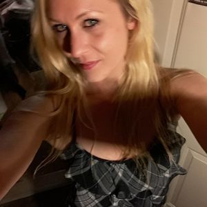 Meet your Posher, Cassandra