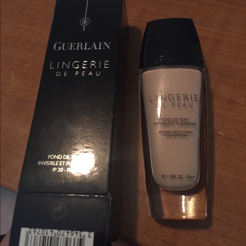 Guerlain Lingerie De Peau Foundation
