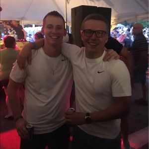 Meet your Posher, Alex