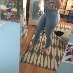 High waisted light wash skinny jeans