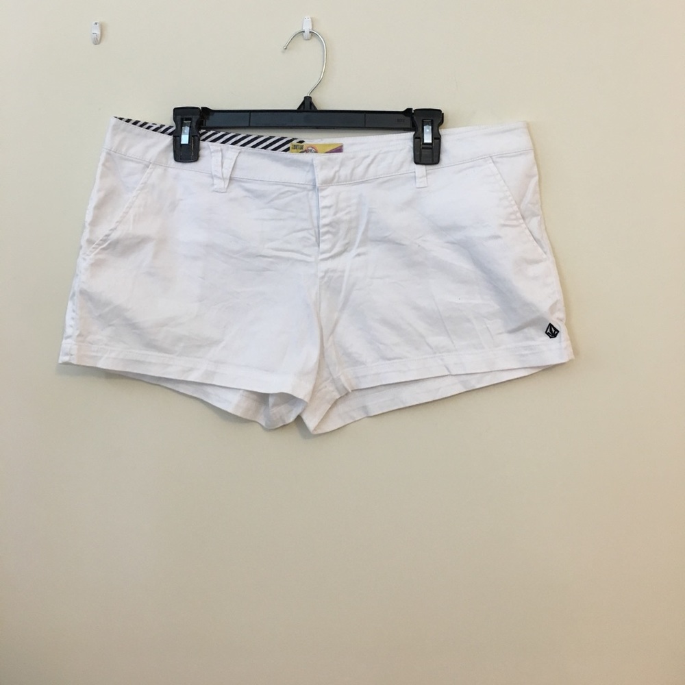 Volcom Shorts size 13