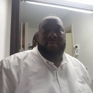 Meet your Posher, Derrick
