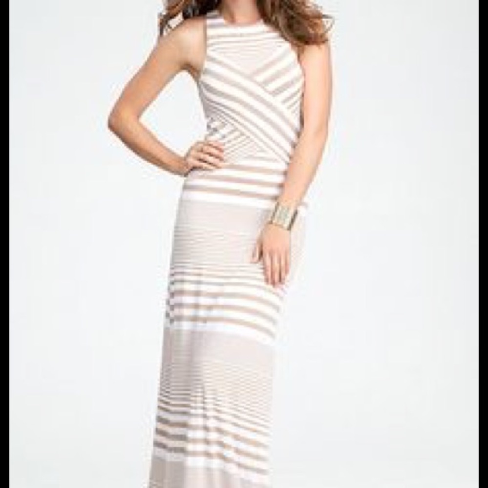 NWT BEBE maxi dress😎☀️🌻
