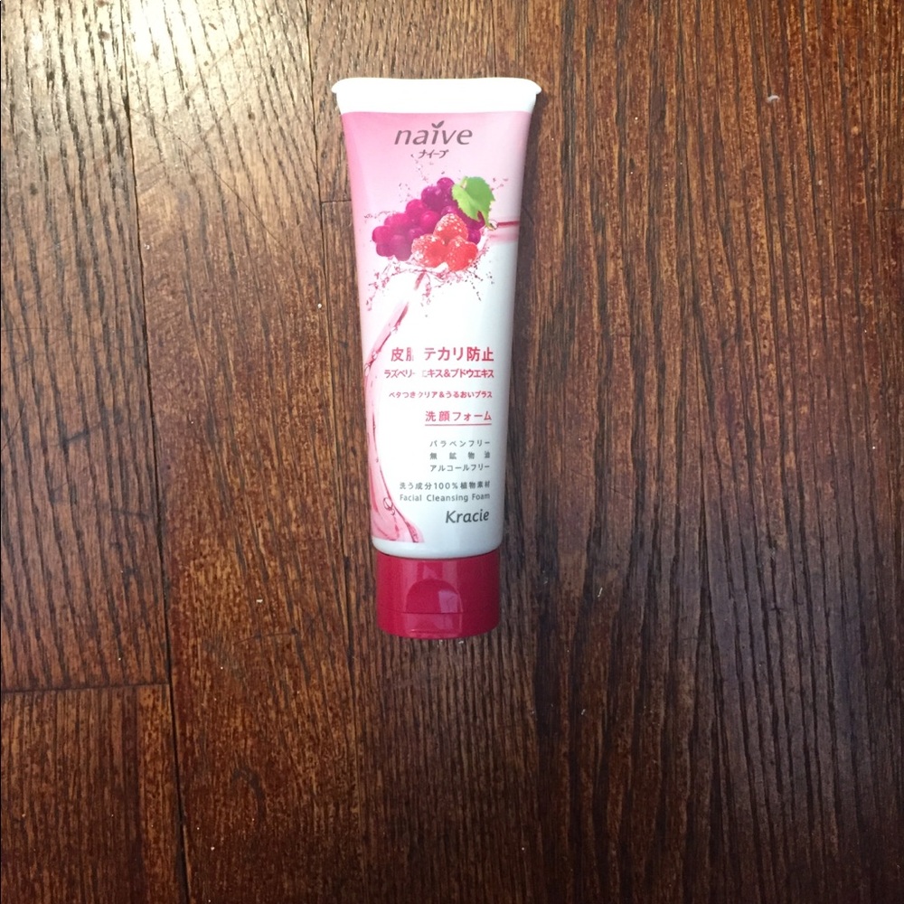 Facial wash foam