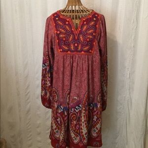 Tunic style dress with tapestry neckline
