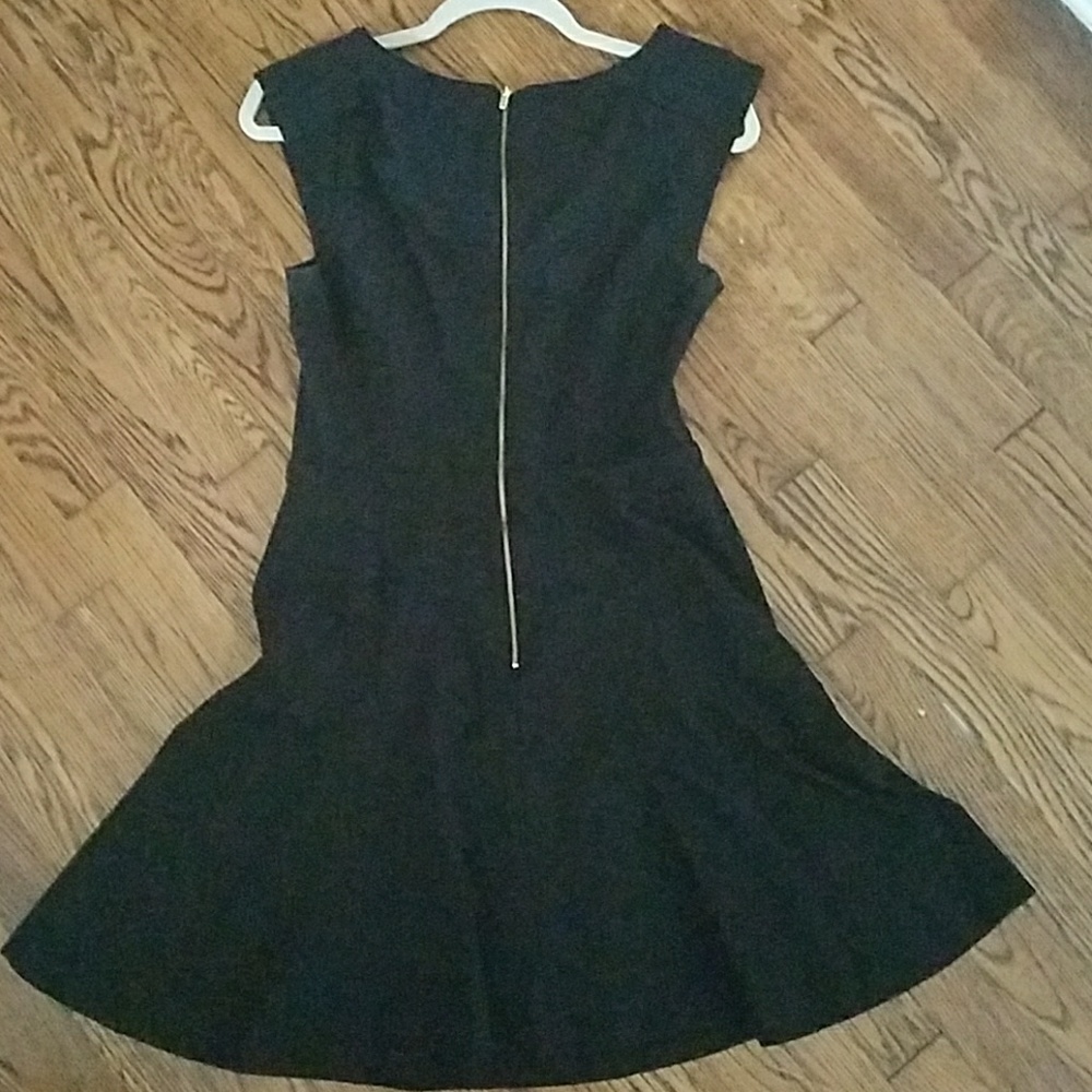 LBD Banana Republic 6