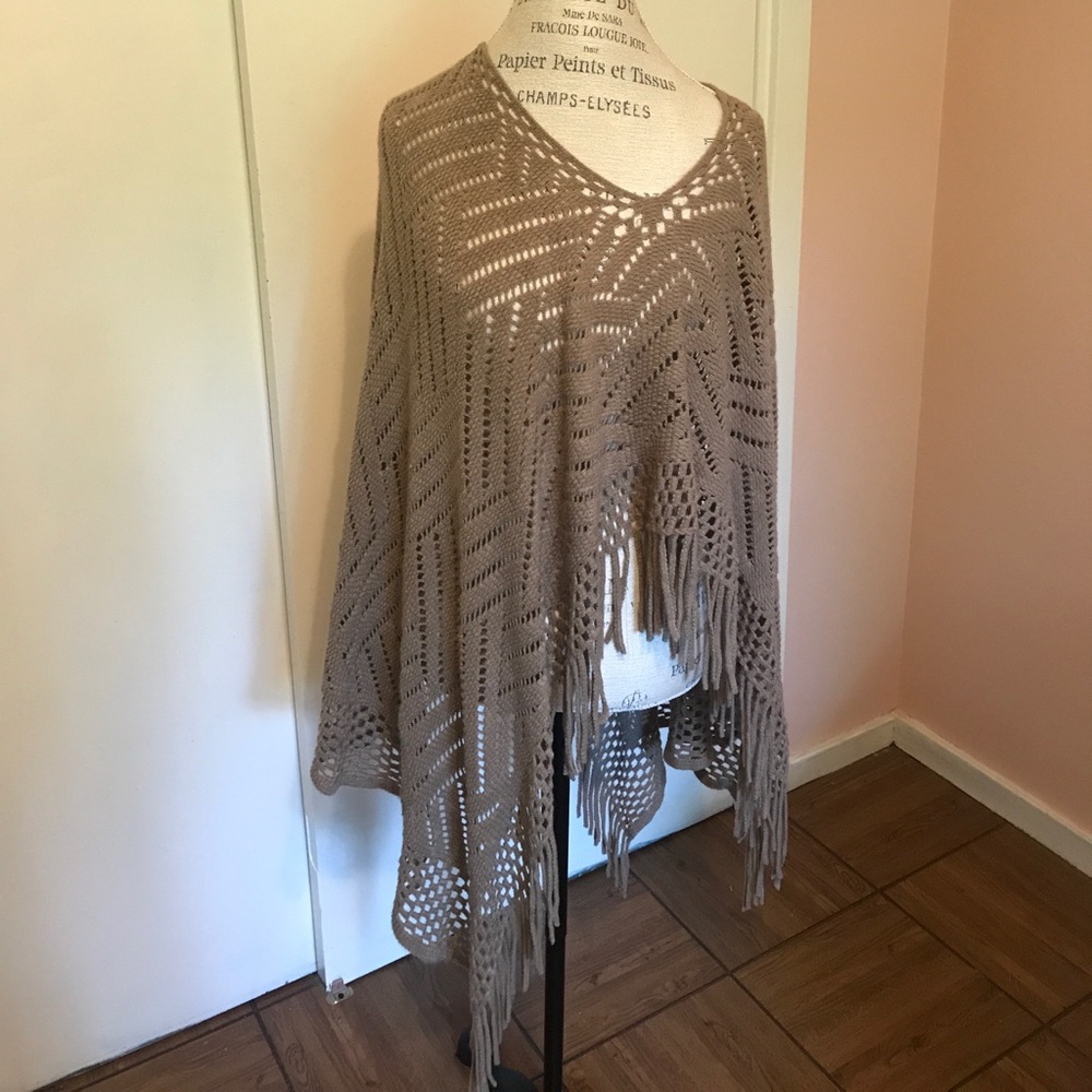 Neutral tan knit pancho