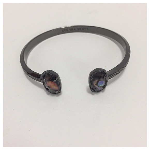 🚫SOLD🚫Kendra Scott Gun Metal Elton Cuff - Picture 3 of 4