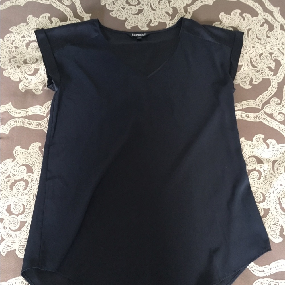 Express V-Neck