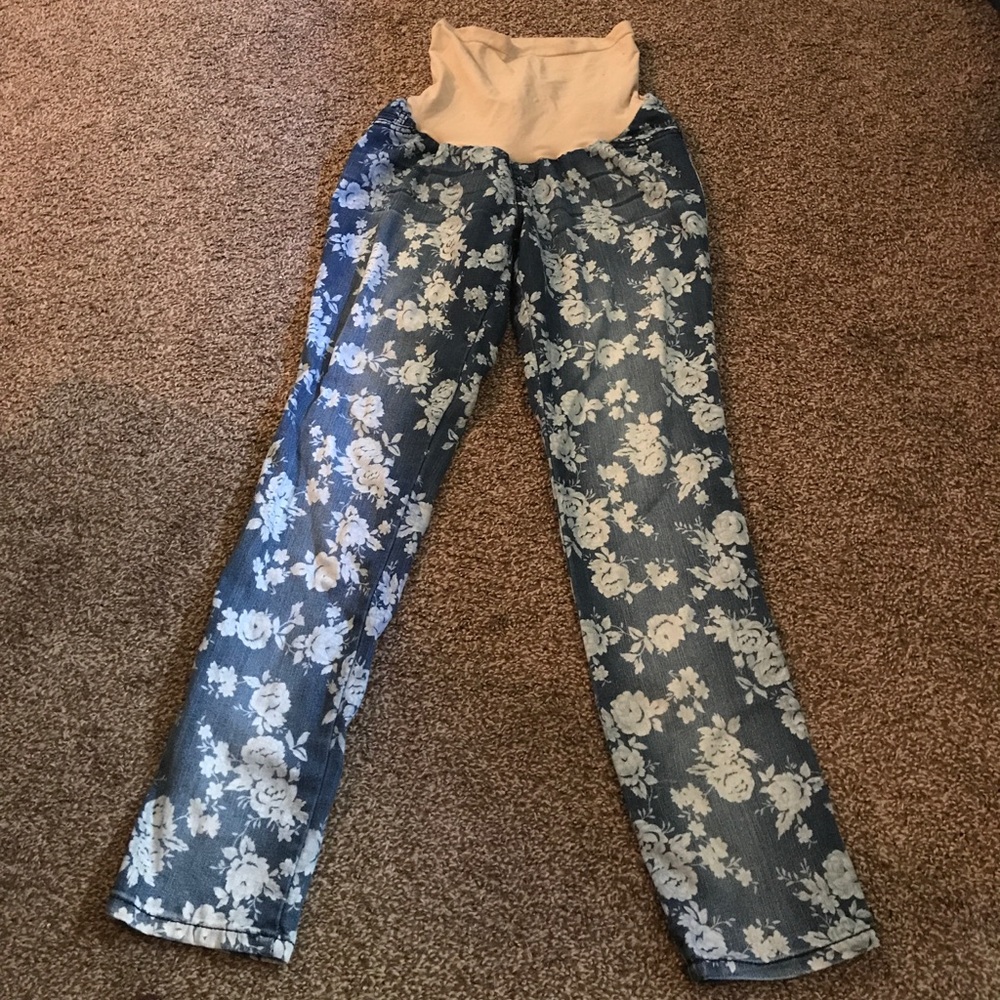 Maternity floral print jeans size large