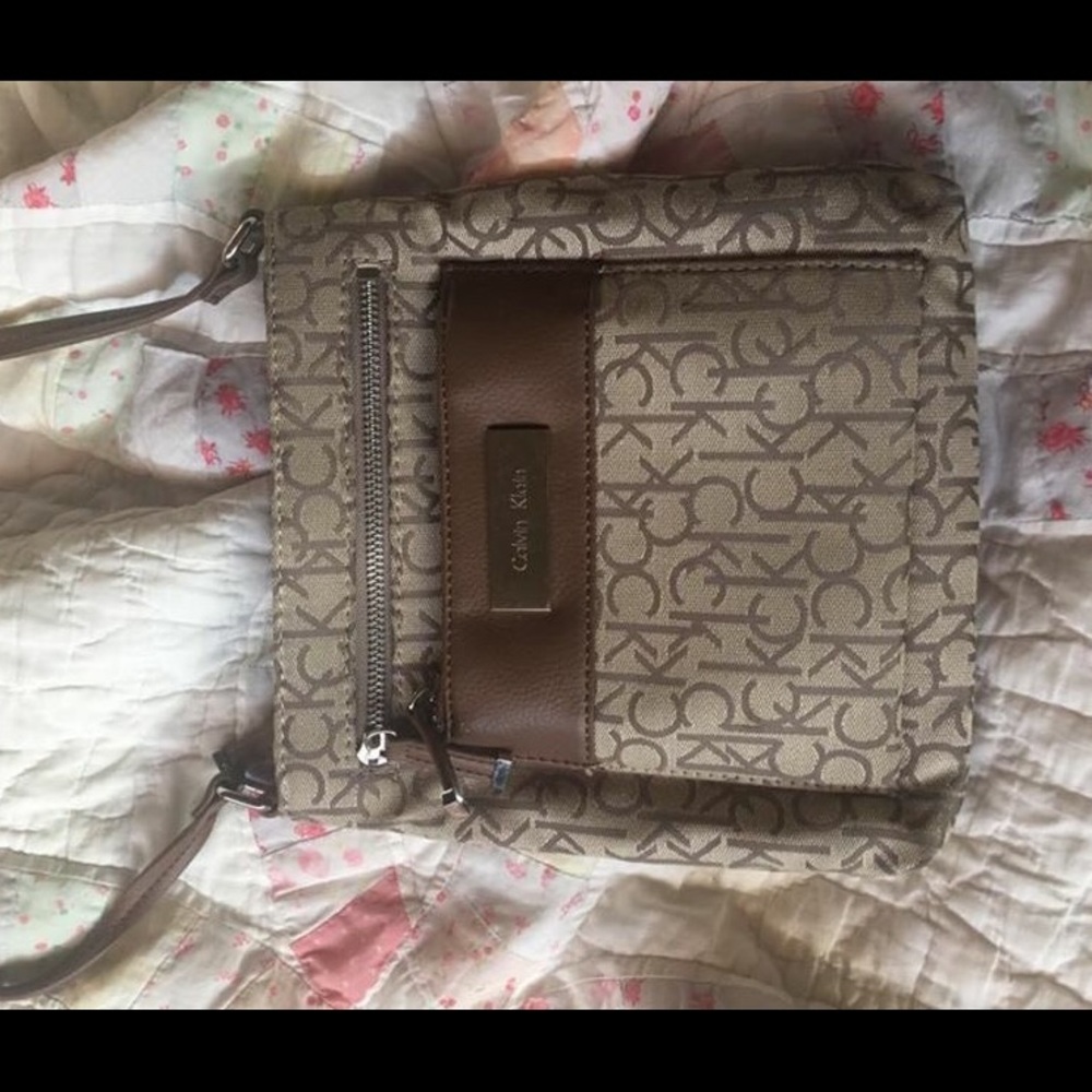 Calvin Klein Crossbody purse