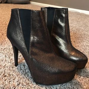 Rock & Republic heel booties