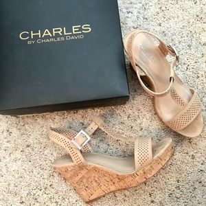 CHARLES By Charles David Nude Wedges 🌴