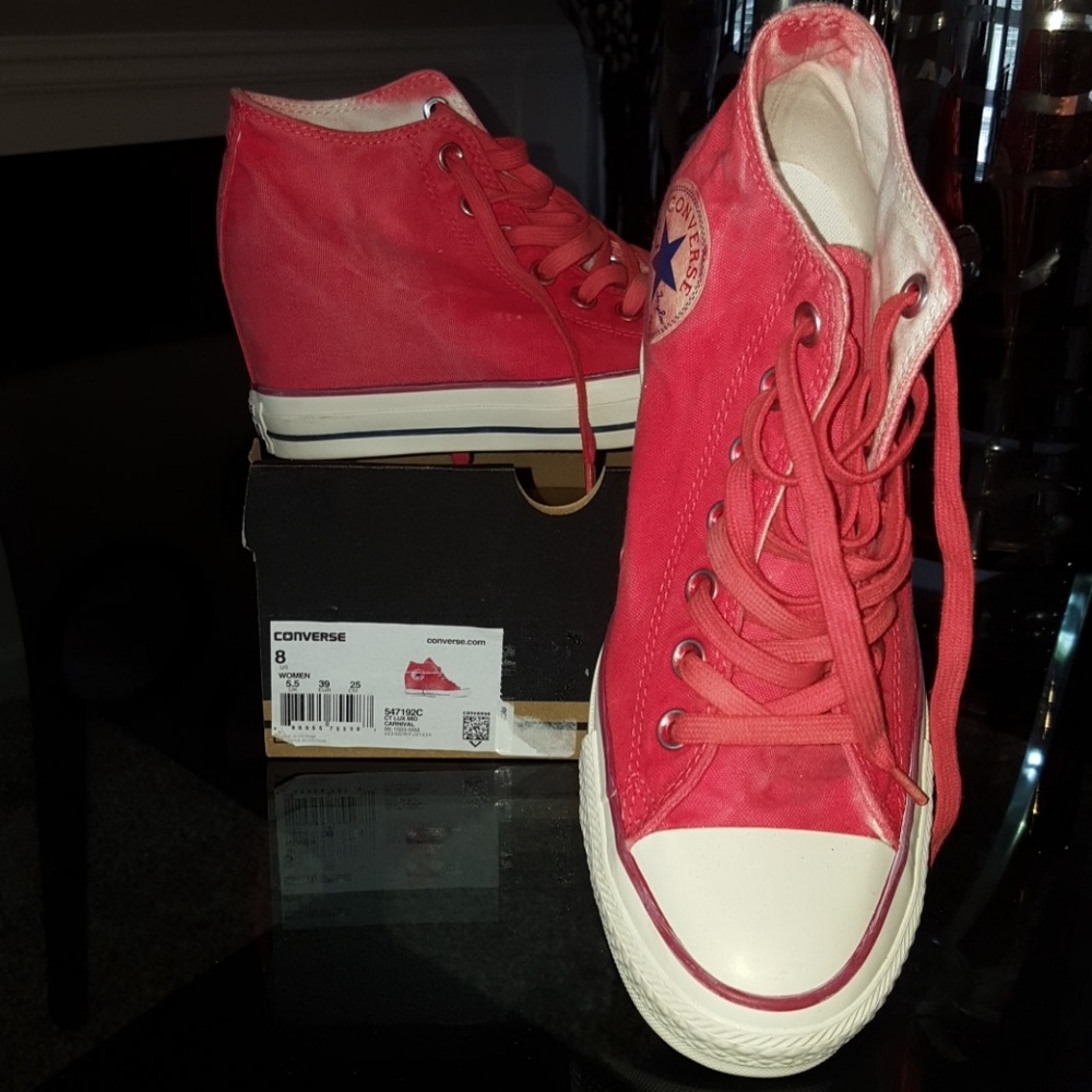 **SOLD** Converse red wedge sneakers