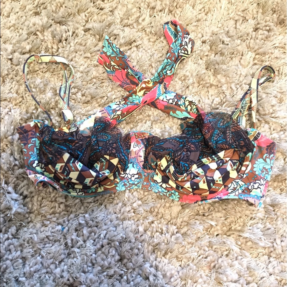 MAAJI SWIM SUIT TOP