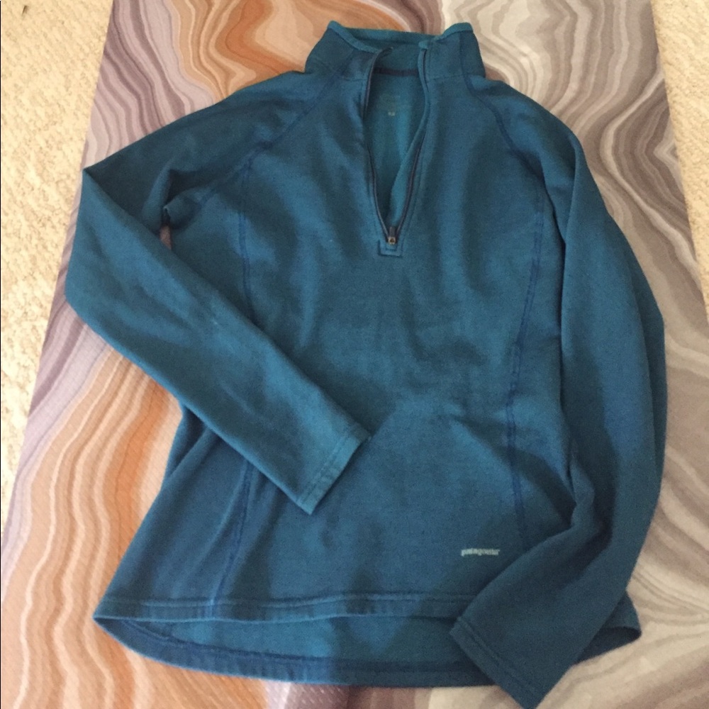 Patagonia base layer top