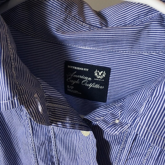 Blue and white pin stripes button down - Picture 2 of 4