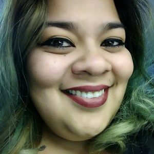 Meet your Posher, Adriana