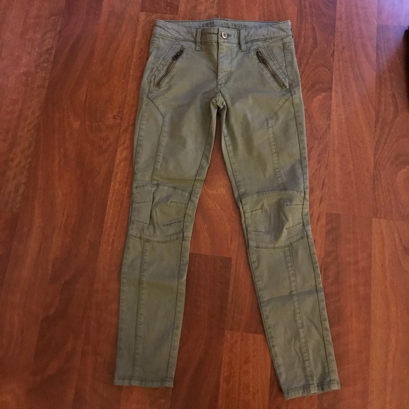 American Eagle Pants - Picture 1 of 1