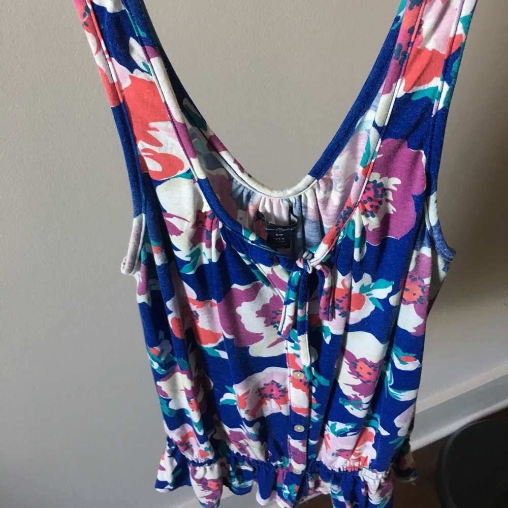 Cute flowery blue summery top