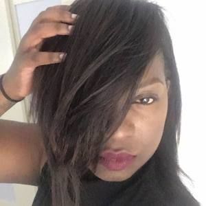 Meet your Posher, Kendra