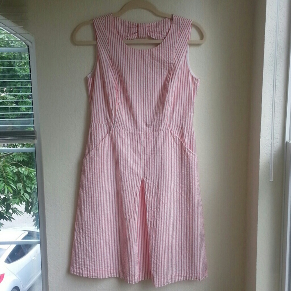 Boden Seersucker Alfresco Dress in Guava Stripe