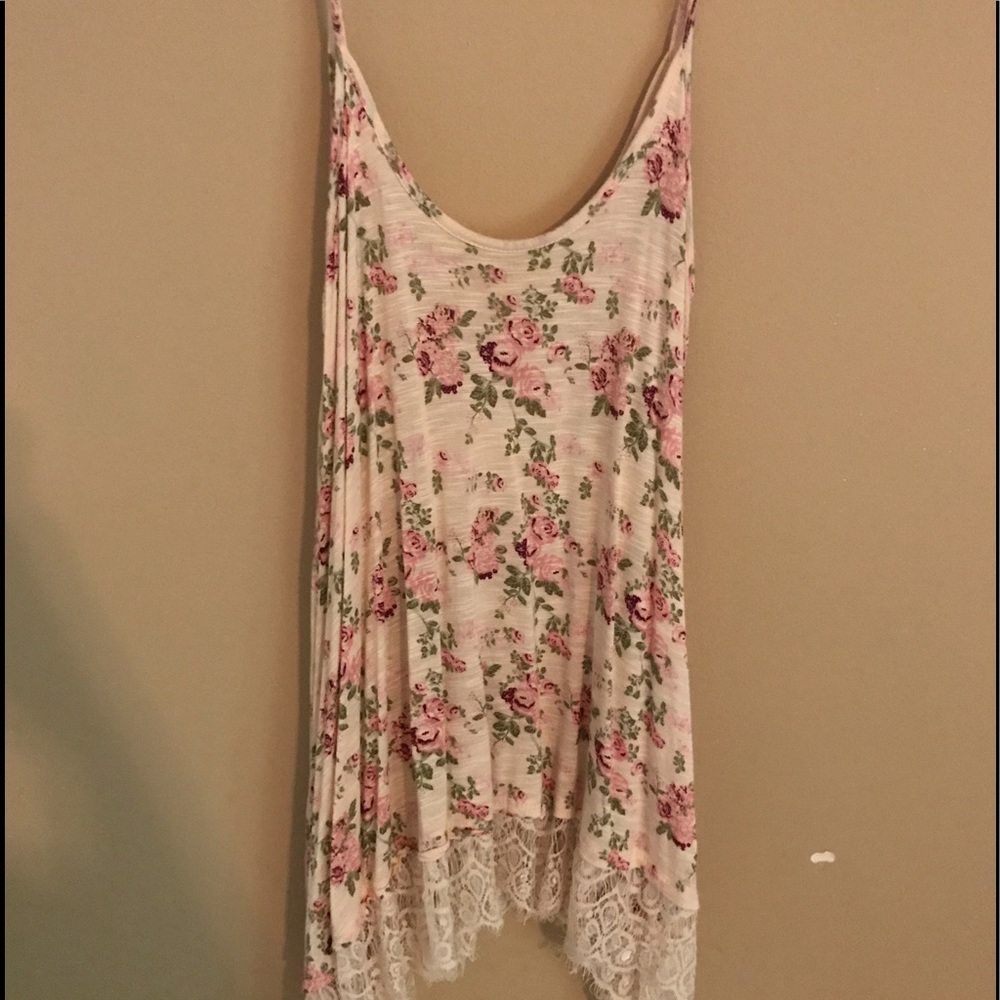 Spaghetti strap swing top