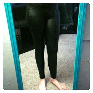 Leather leggings