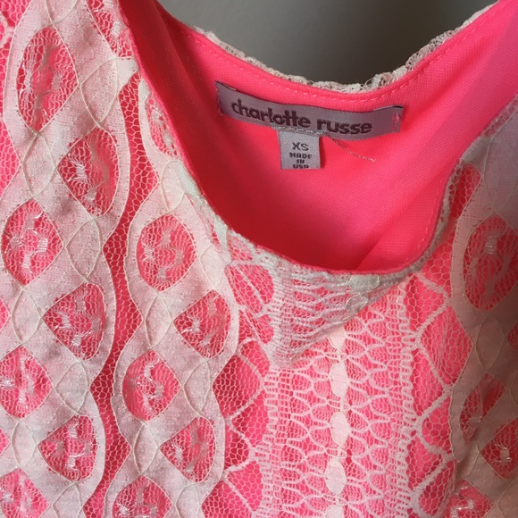 White and pink lace crop top - Picture 3 of 3