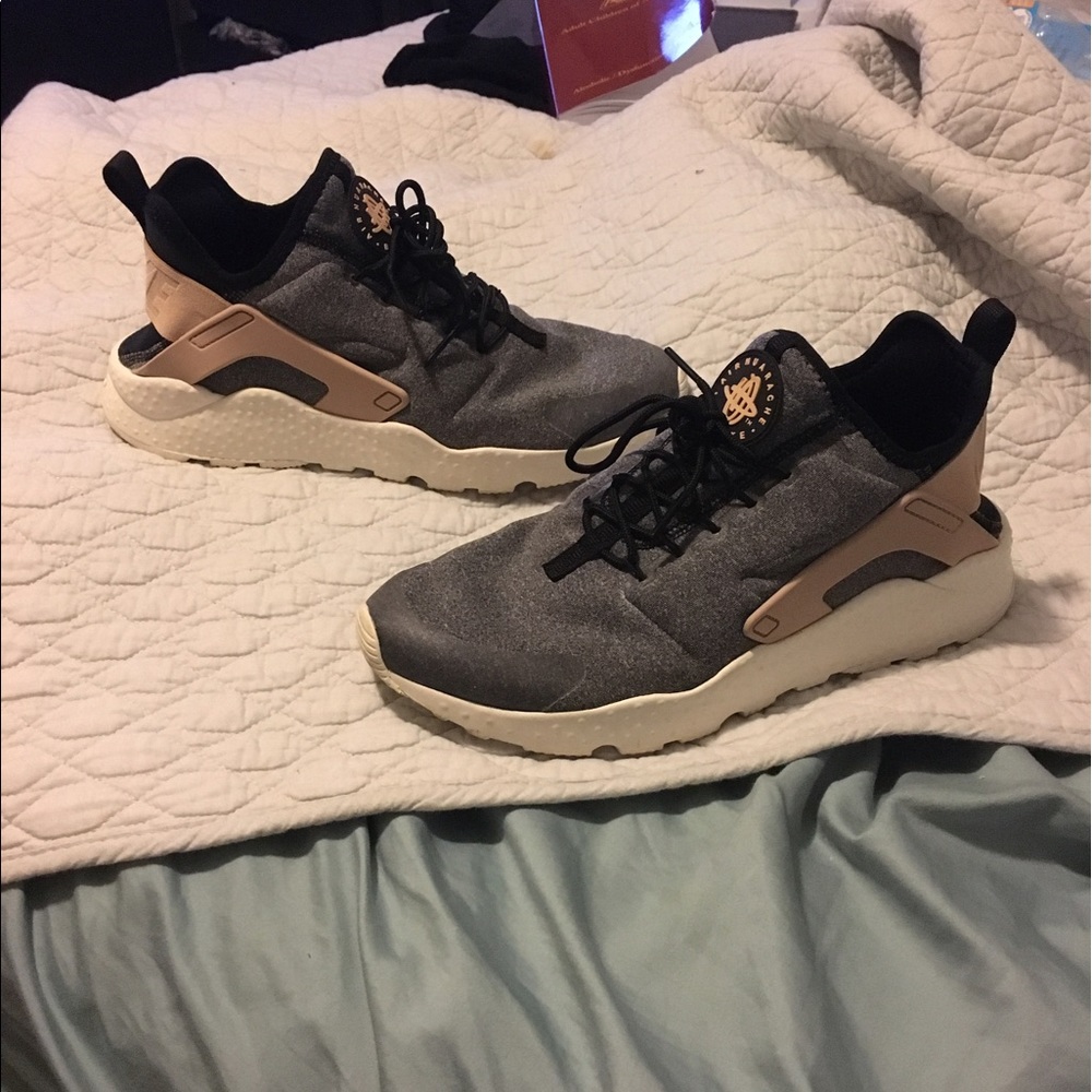 Nike Air Huarache women