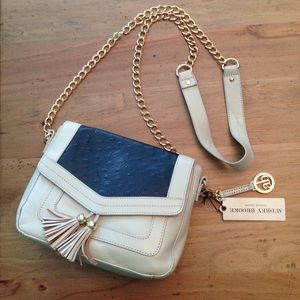 NWT Audrey Brooke purse