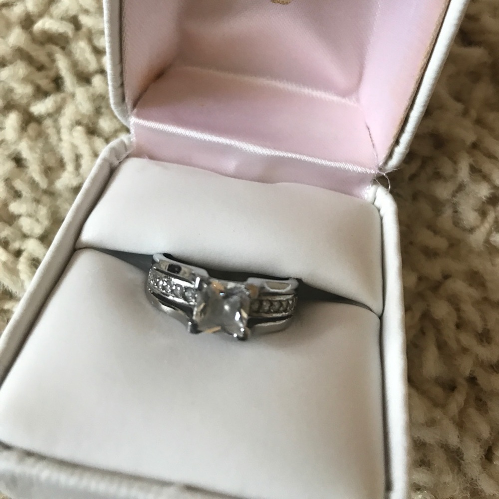 Cubic zirconia, stainless ring