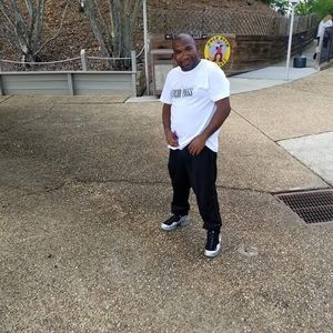 Meet your Posher, Kenneth