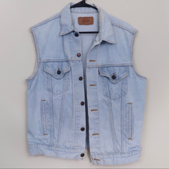 Levi's Other - Men's Levi's Light Wash Denim Vest