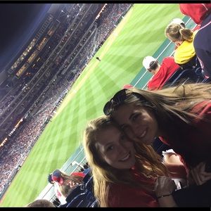 Meet your Posher, Ally