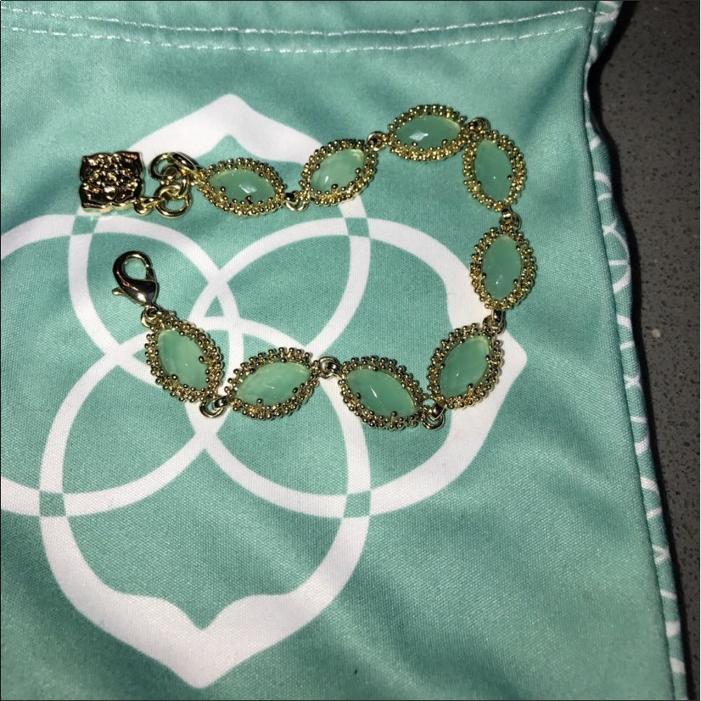 Kendra Scott bracelet